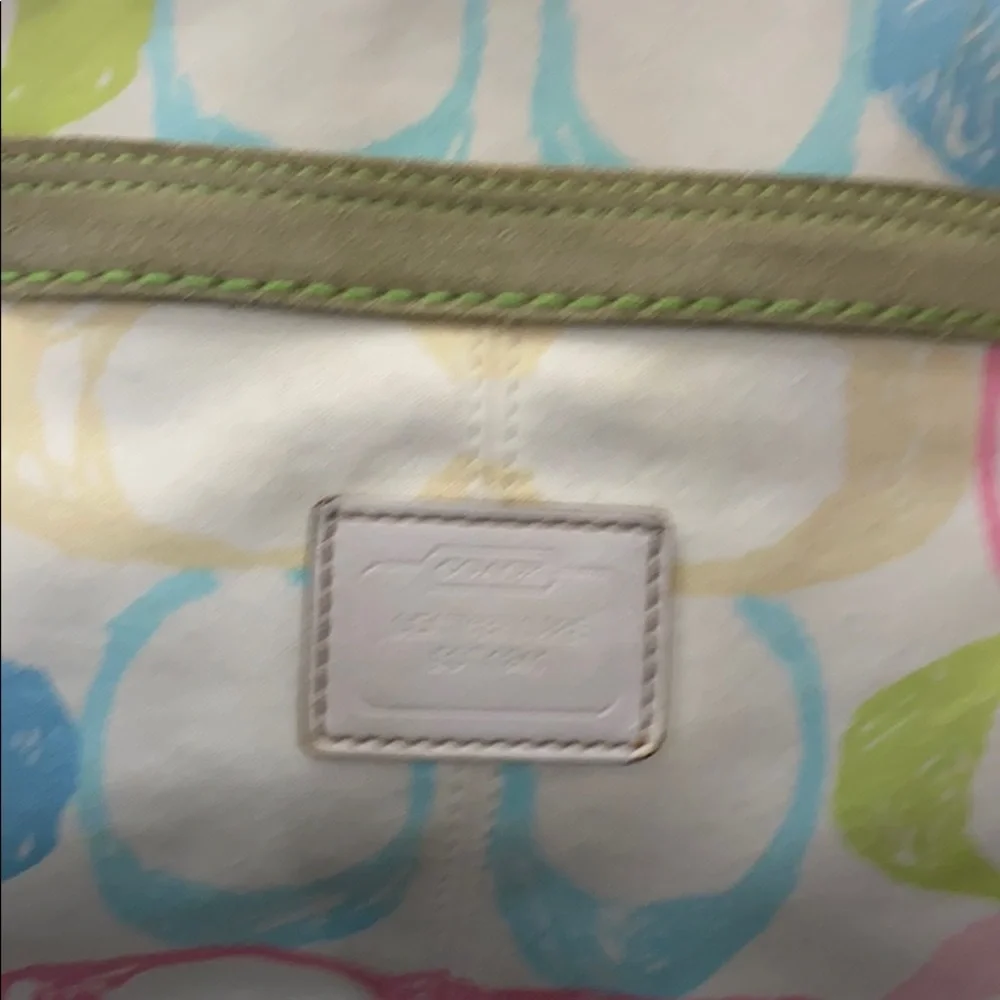 💕 Coach medium authenticate multicolor travel bag - Picture 8 of 15